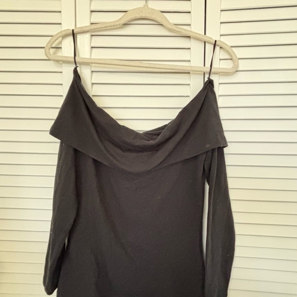 Abercrombie & Fitch Long sleeve cotton blend seamless Off the Shoulder Top
